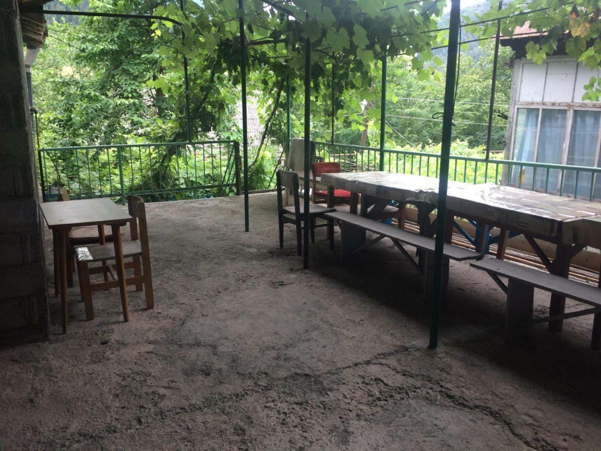 Guesthouse Malkhazi بورجومي المظهر الخارجي الصورة