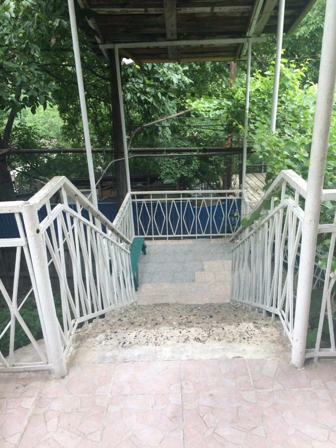 Guesthouse Malkhazi بورجومي المظهر الخارجي الصورة